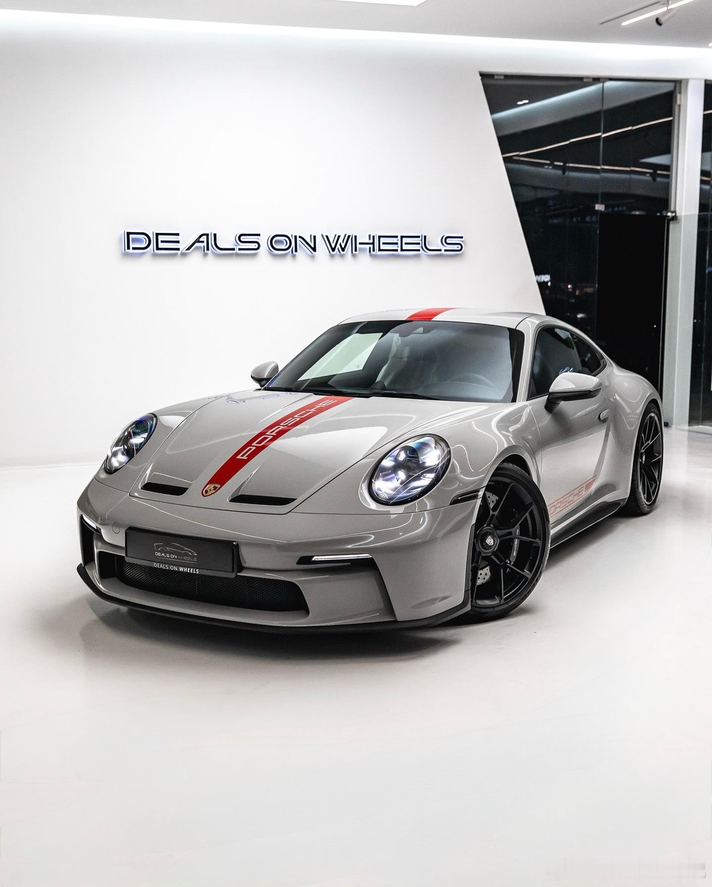 介绍2022年款保时捷911 GT3 Touring，PTS Crayon配色—