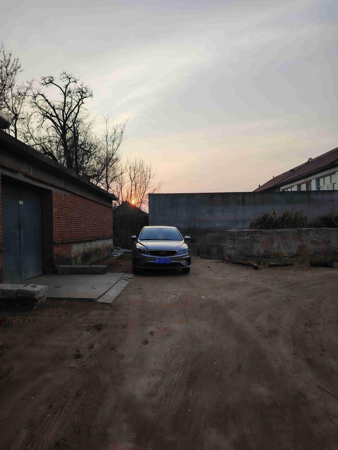 我的今日状态：😁轻松愉快
我这里的天气：☀️晴天