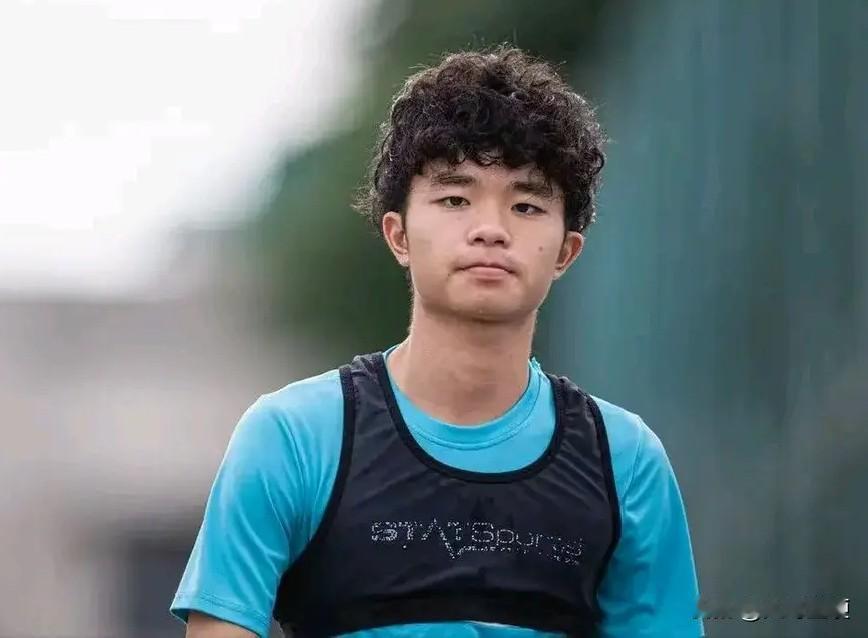 大连英博一悍将终于如愿！“邵一期”启幕！国足最新一期大名单正式公布[奋斗]

北