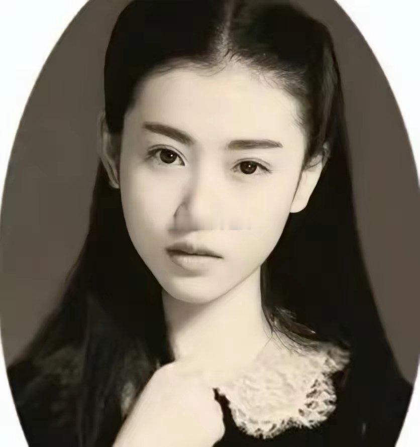 民国奇女子余美颜的一生，看完真的只剩唏嘘她被称作民国“第一欲女”，自称四年间和三