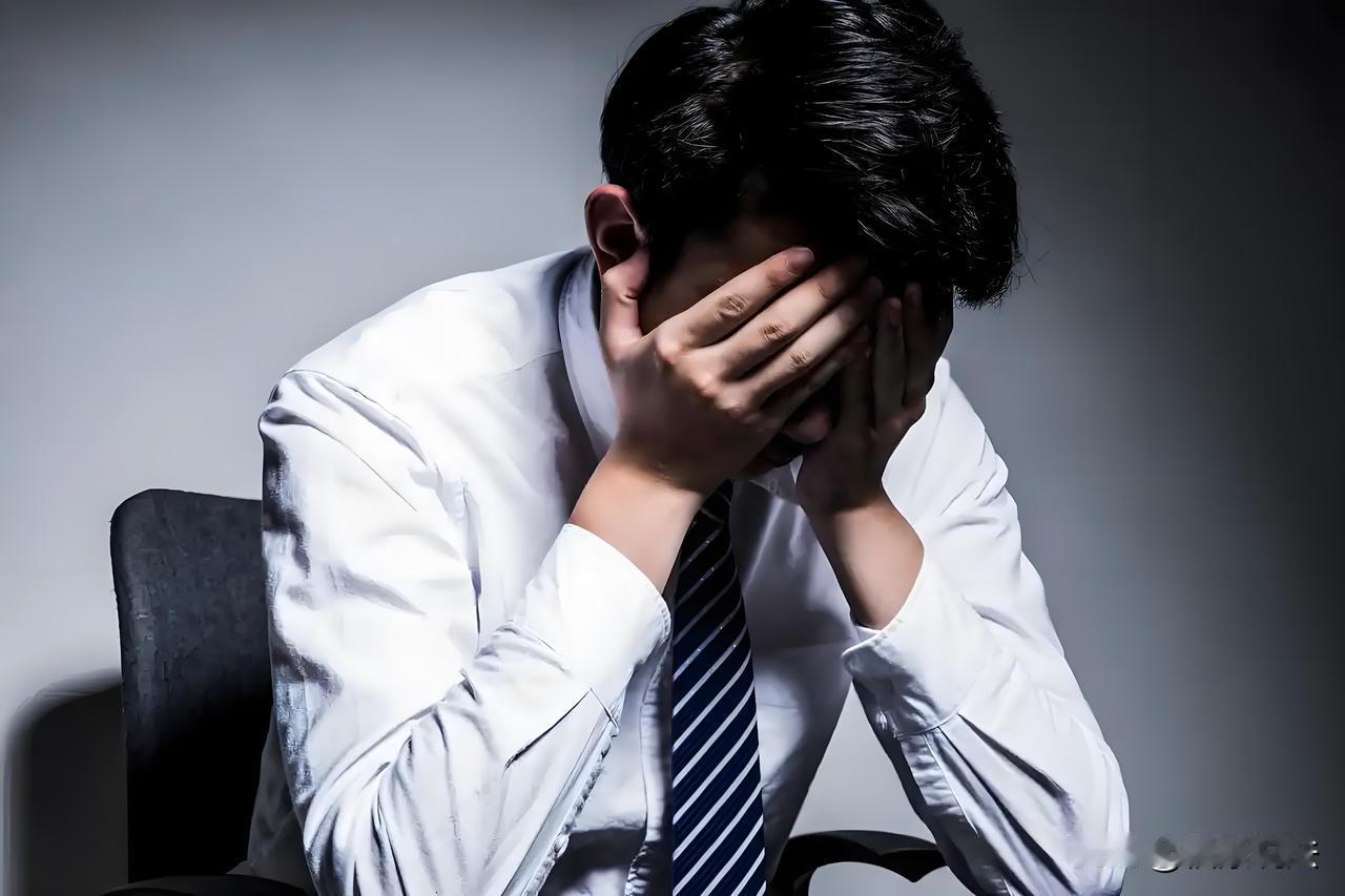 最毒妇人心！深圳，男子投资项目，女友亲戚主动投资200万。不料，项目亏损。男子拿