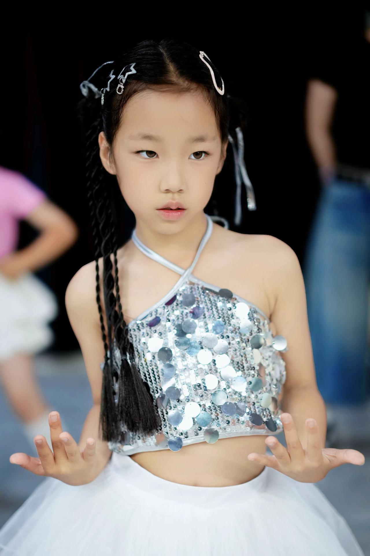 俏皮可爱 学舞蹈的孩子最美丽 气质女孩