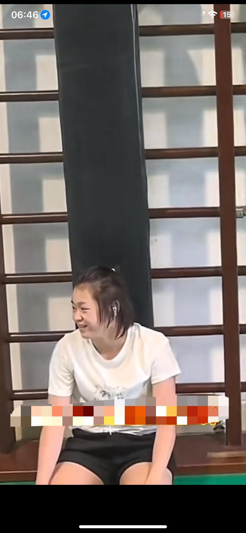 真不敢相信，全红蝉体型变化这么大！
都胖成这样了！
正在接受训练的全红蝉，看着就