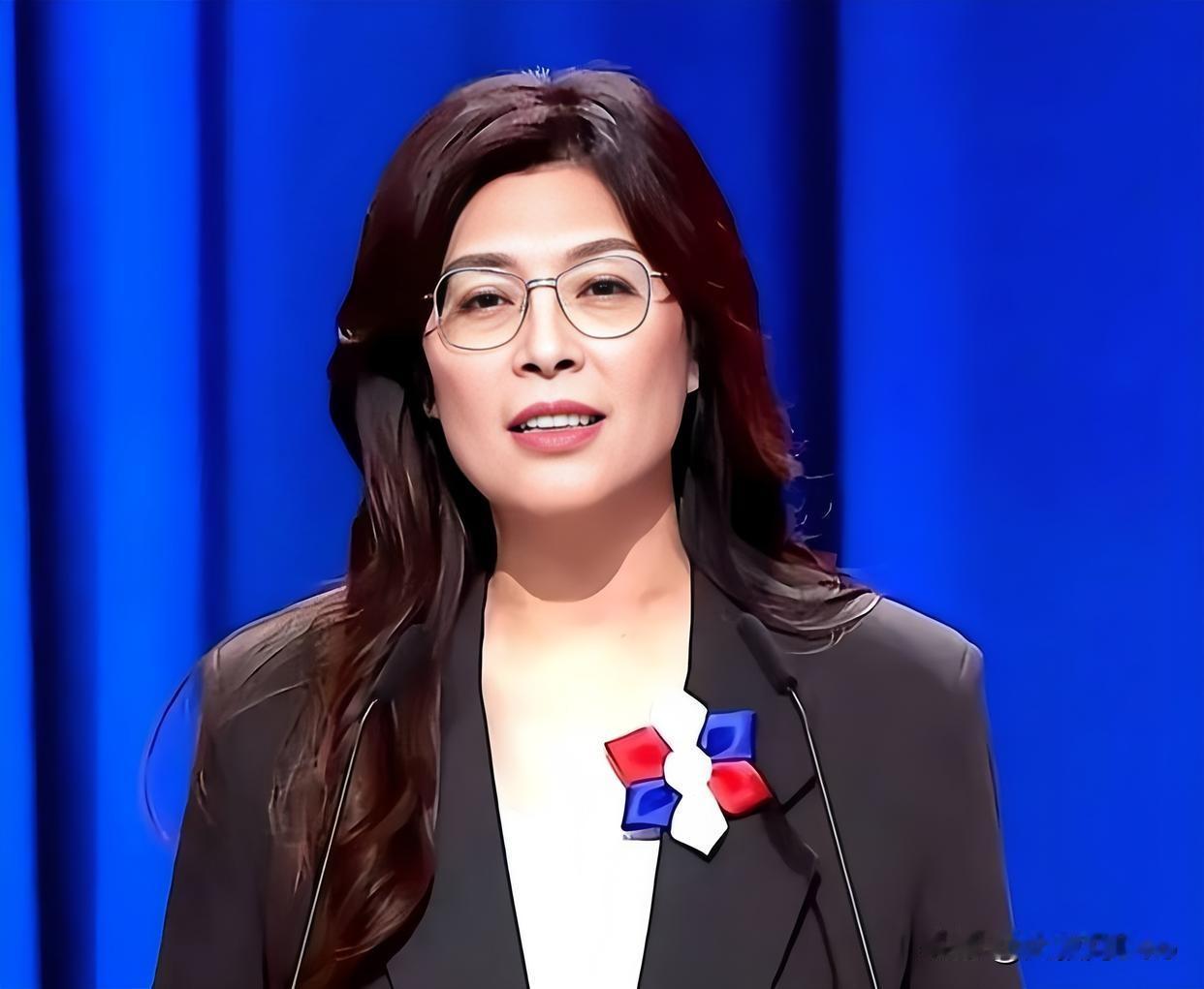 郑丽文力推春节前定新北市长人选，蓝白合路在何方？
 
1月13日，国民党主席郑丽