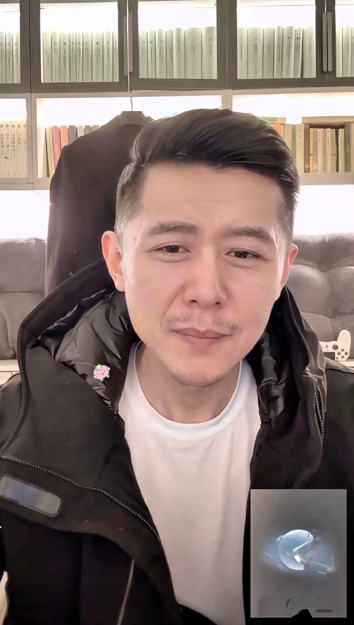 女孩：大冰老师……我19岁，在杭州跑外卖。我妈肝癌晚期，我爸走得早，家里就我一个