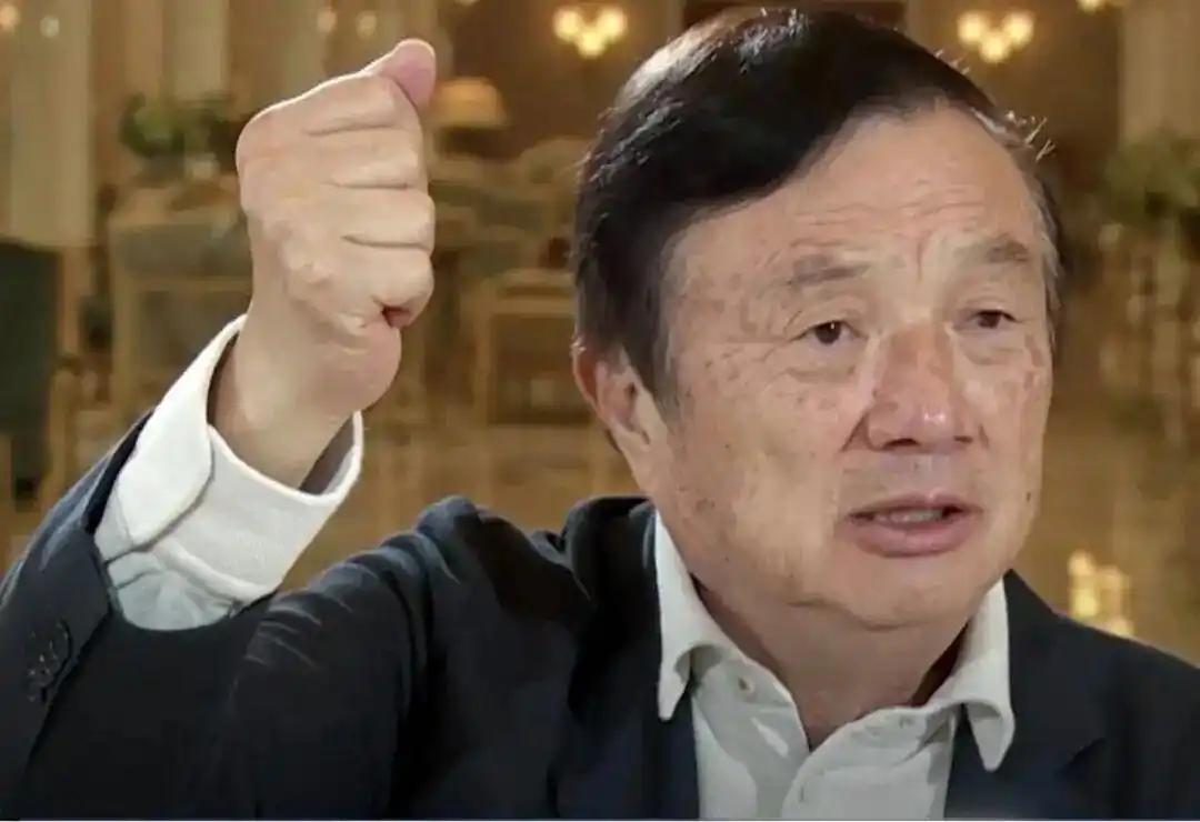 中国企业少买点美国高通公司的汽车座舱芯片吧！小心被卡脖子。
近日，在无锡召开了个