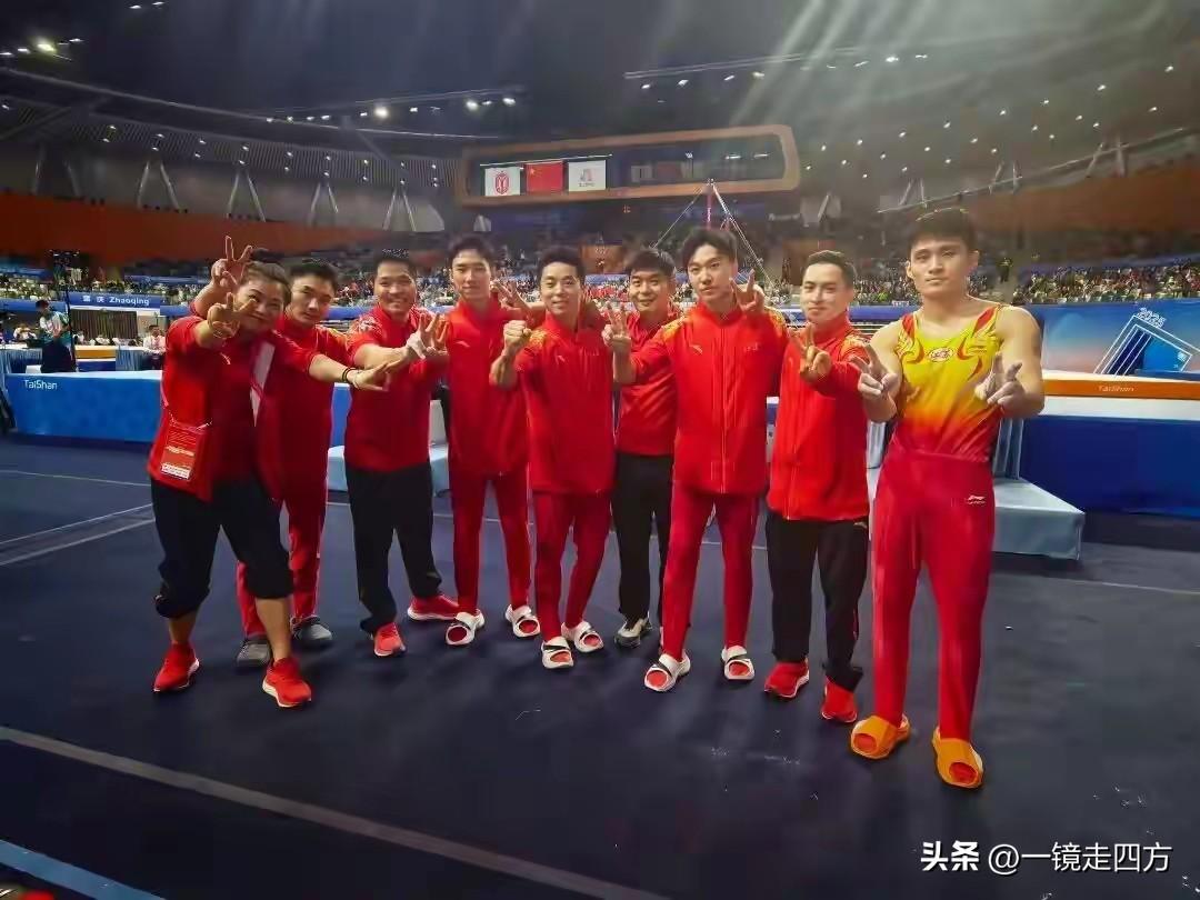 第十五届全运会体操男子团体决赛最晚结束，资格赛排名前两位的湖南队和江苏队展开激烈