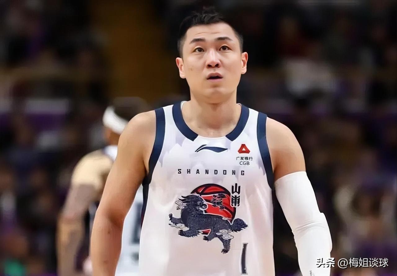 克里斯情绪失控狂打铁！山东85：93不敌广州，看看球员数据，谁该背锅？！

01