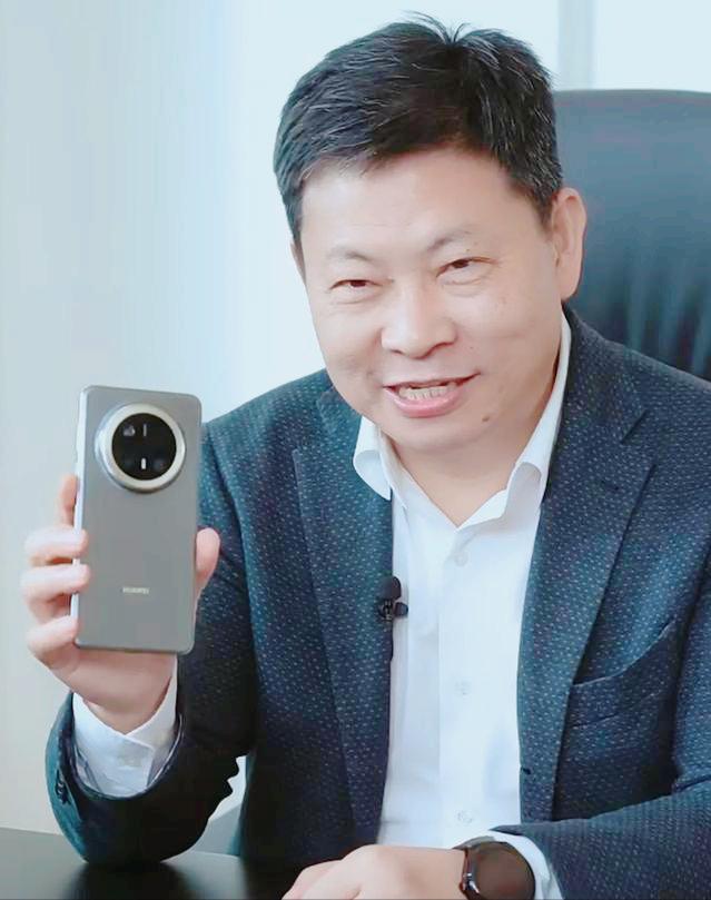 太tm讽刺了，余承东现在CPU都要冒烟啦！
华为Mate70系列价格已经乱套了