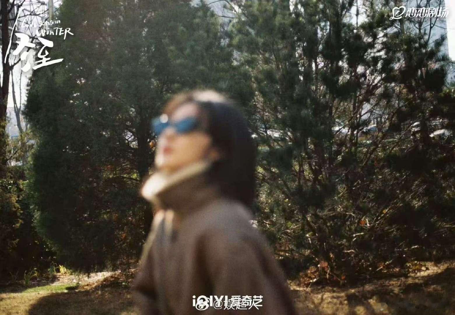 黄景瑜孙千互拍都没对上焦  黄景瑜孙千互拍“默契”再现，只是这焦点嘛……算了，还
