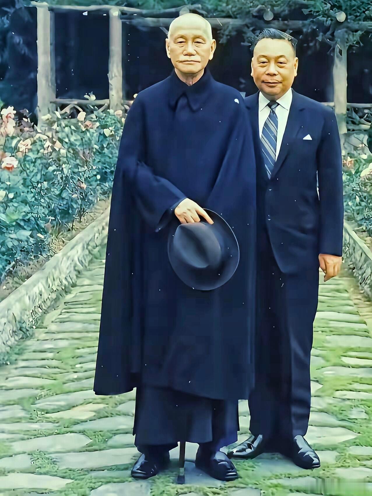 1975年，二蒋最后的合影 