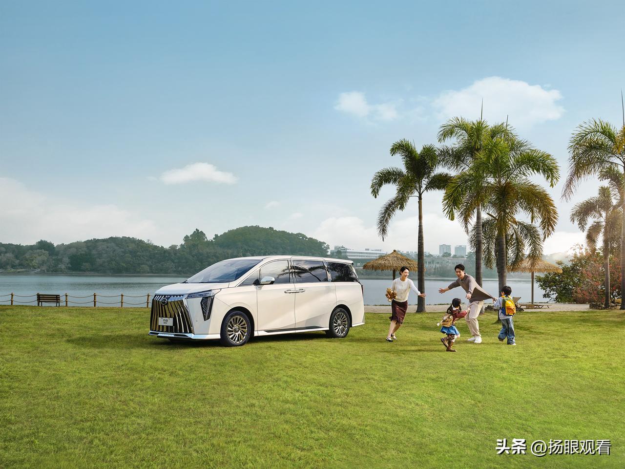 豪华混动MPV进入19万时代！打工人闭眼冲的高质价比神车来了。
 
我作为上有老