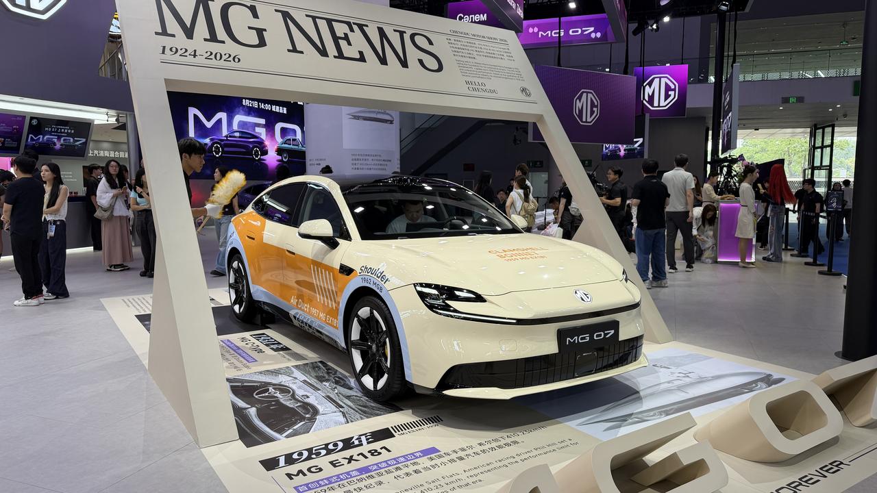 【MG07不仅是长在了消费者审美点上！】
MG07在车展上看过了，它就是完全长在