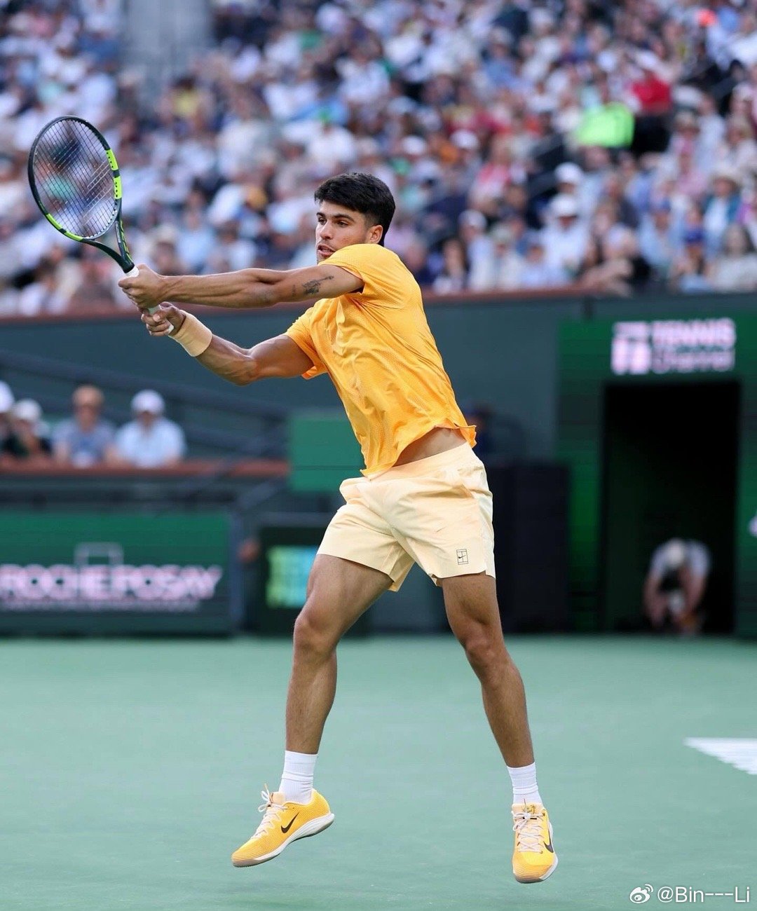 梅德维德夫击败阿尔卡拉斯印第安维尔斯大师赛半决赛，前世界第一梅德维德夫直落两盘，