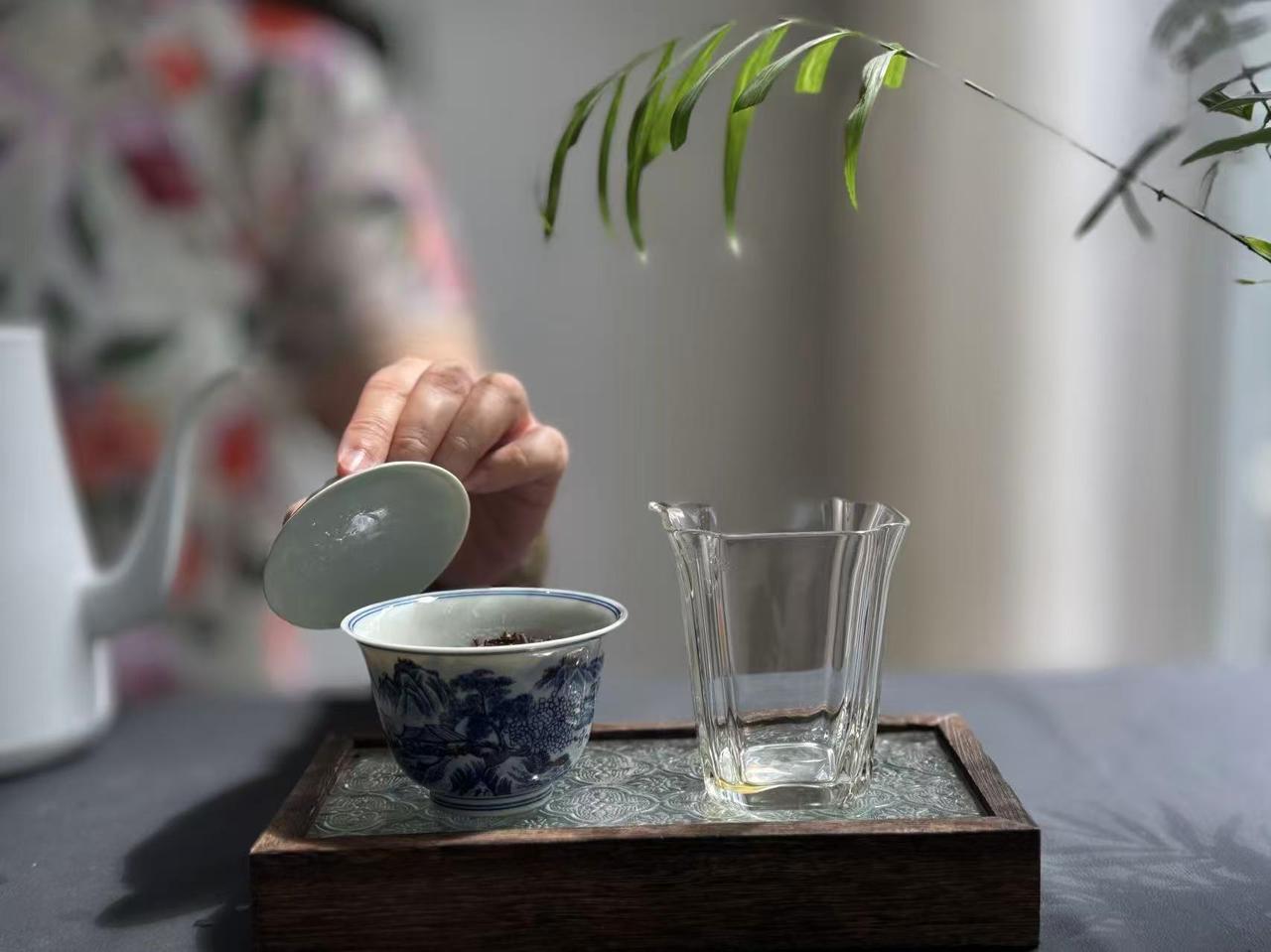 这2种茶不仅浪费钱，而且要命！
两个最常见的例子，一是做旧茶，二是发霉变质茶。