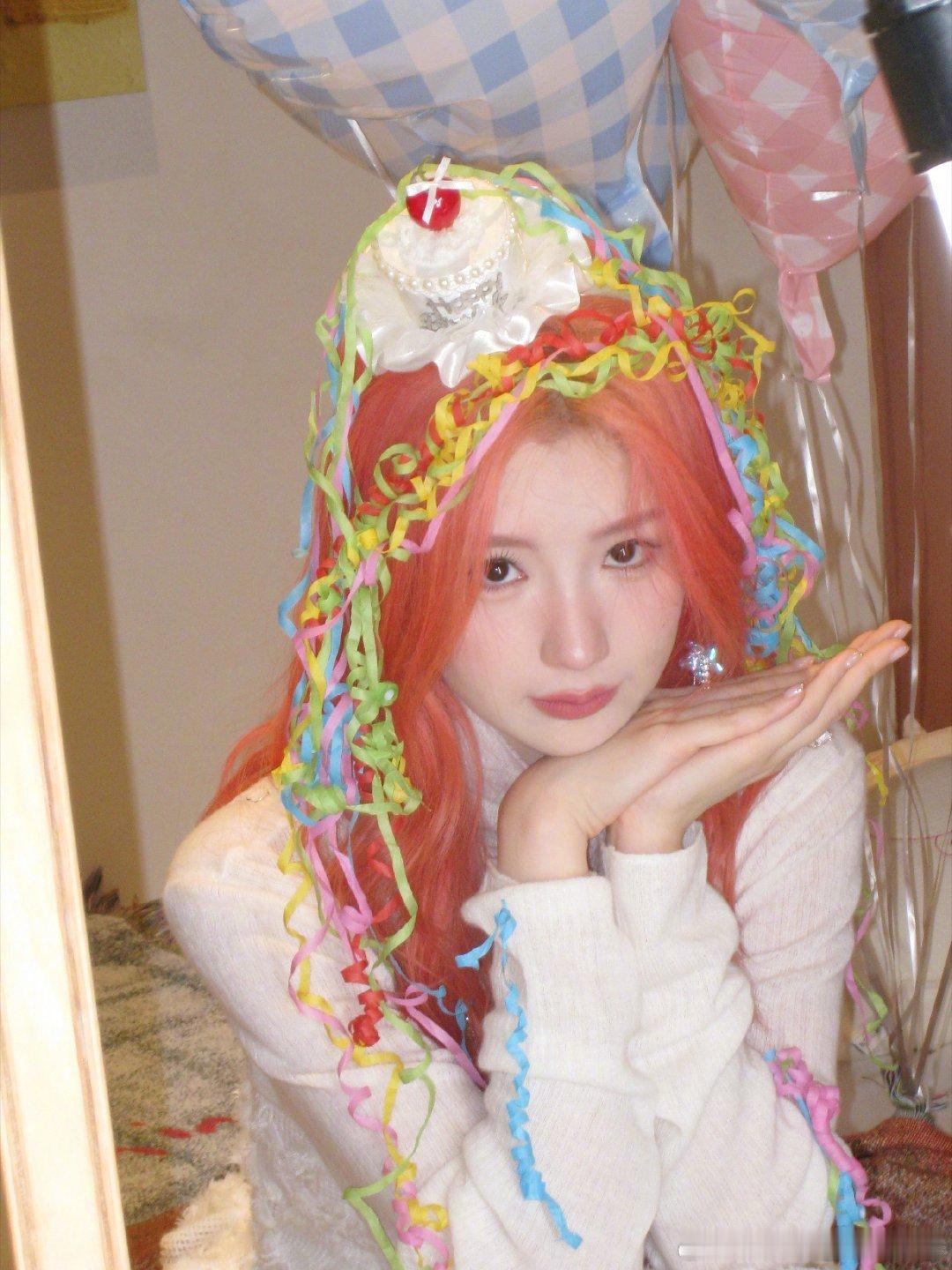 毛晓彤真的染了粉发毛晓彤粉发圆梦成功！心愿在除夕生日这天实现，造型元气拉满 