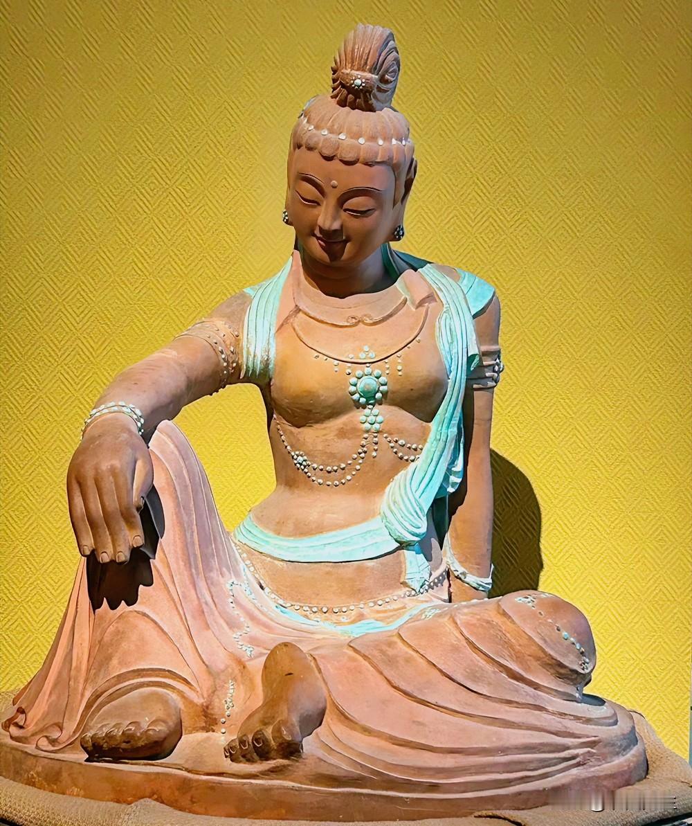 快过年了，
为何医院看门诊的还是不见少？

马路上看着好好的一个人，一拐弯进了医