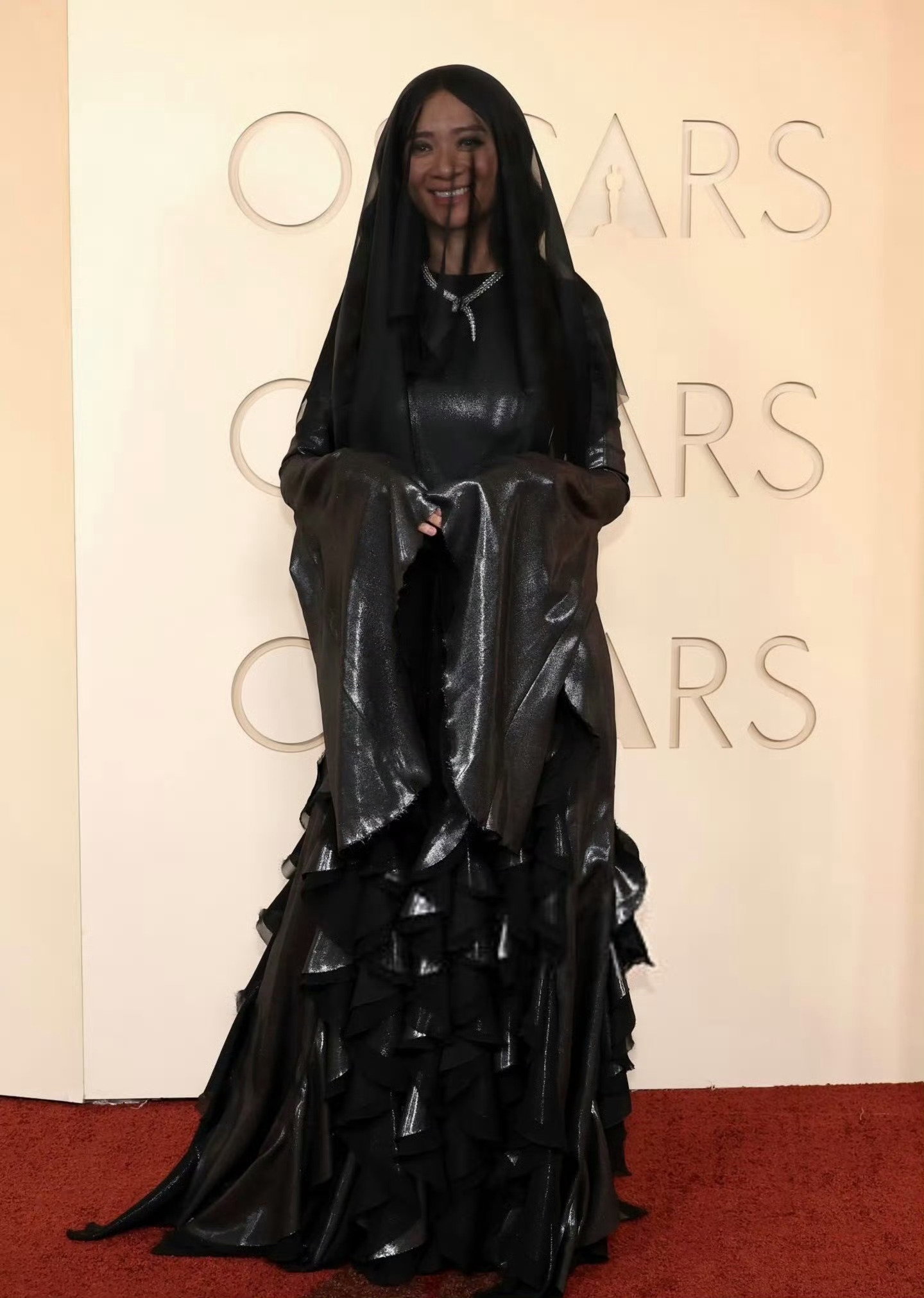 赵婷电影出两位奥斯卡影后 赵婷的奥斯卡红毯造型