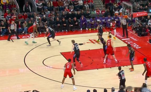 对阵爵士砍下31分！多镜头解析贾巴里本季两场30+进攻表现12345杜兰特左翼持