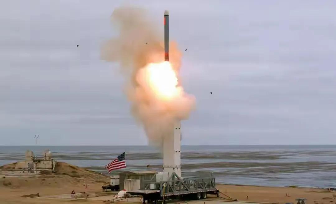 俄罗斯有专家说，如果将来把“榛树”或“伊斯坎德尔”导弹部署到古巴，美国就更难防了