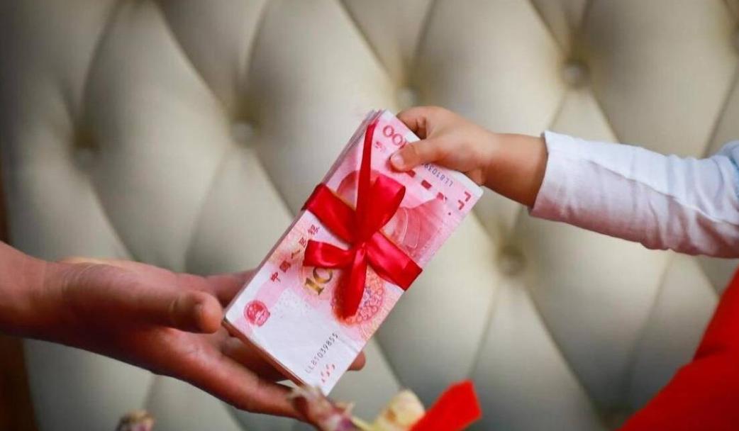 又傻又痴情！湖南，28岁男子在网上认识一位19岁广西女孩，女孩主动说要和男子结婚