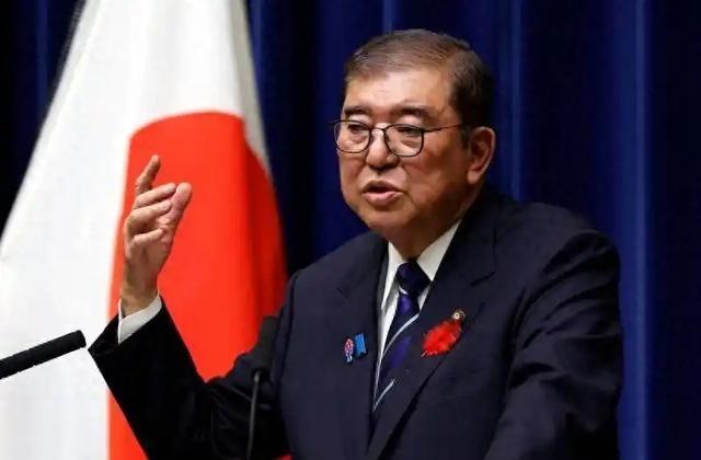 石破茂警告：日本别再幻想打仗！历史靠抢中国2.3亿两续命，如今扩张反会亡国！作为