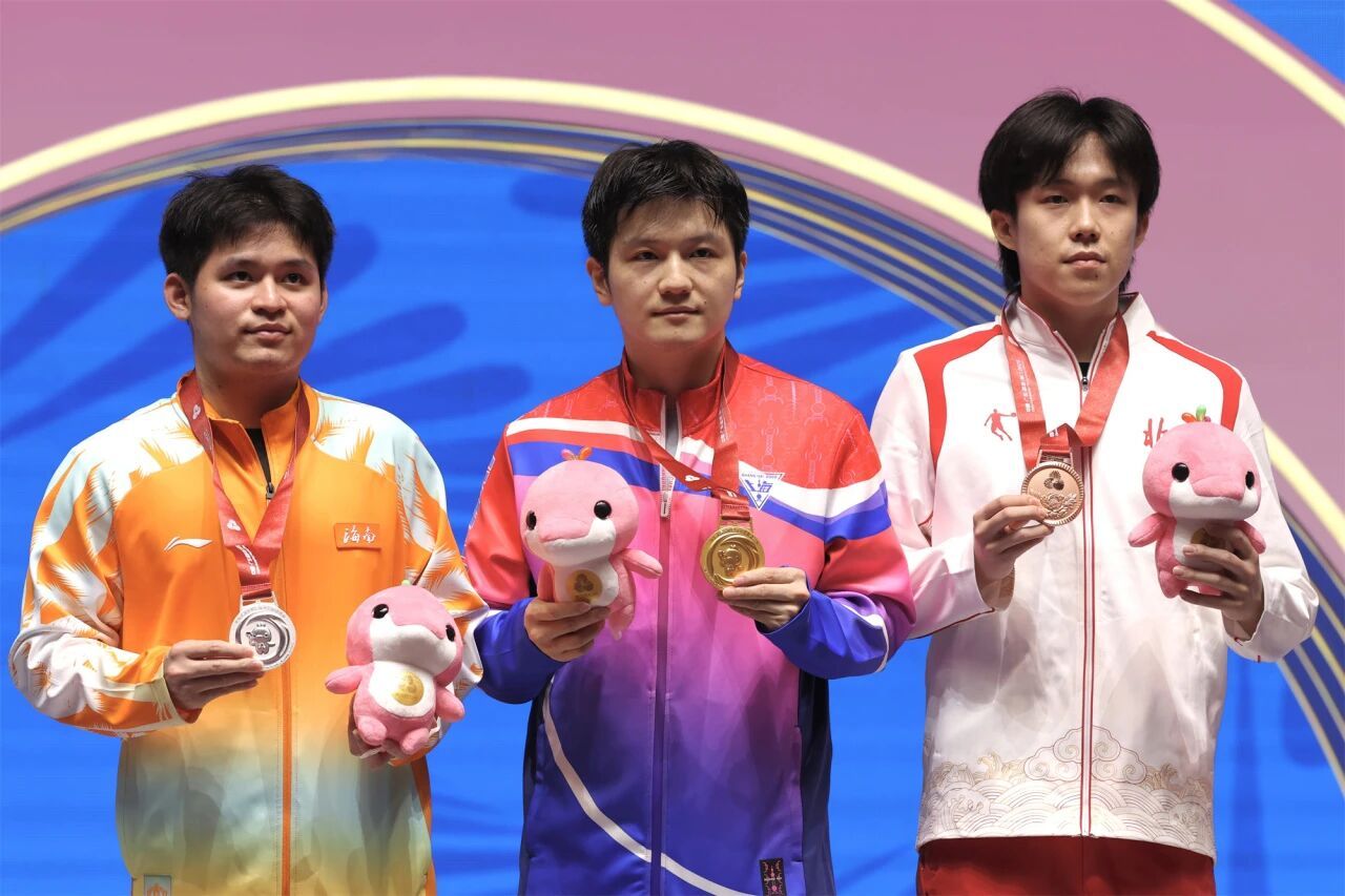 咋说呢 要怪就怪四年一届的全运会被二审吧 不然大众真的以为樊振东不够热爱乒乓球呢