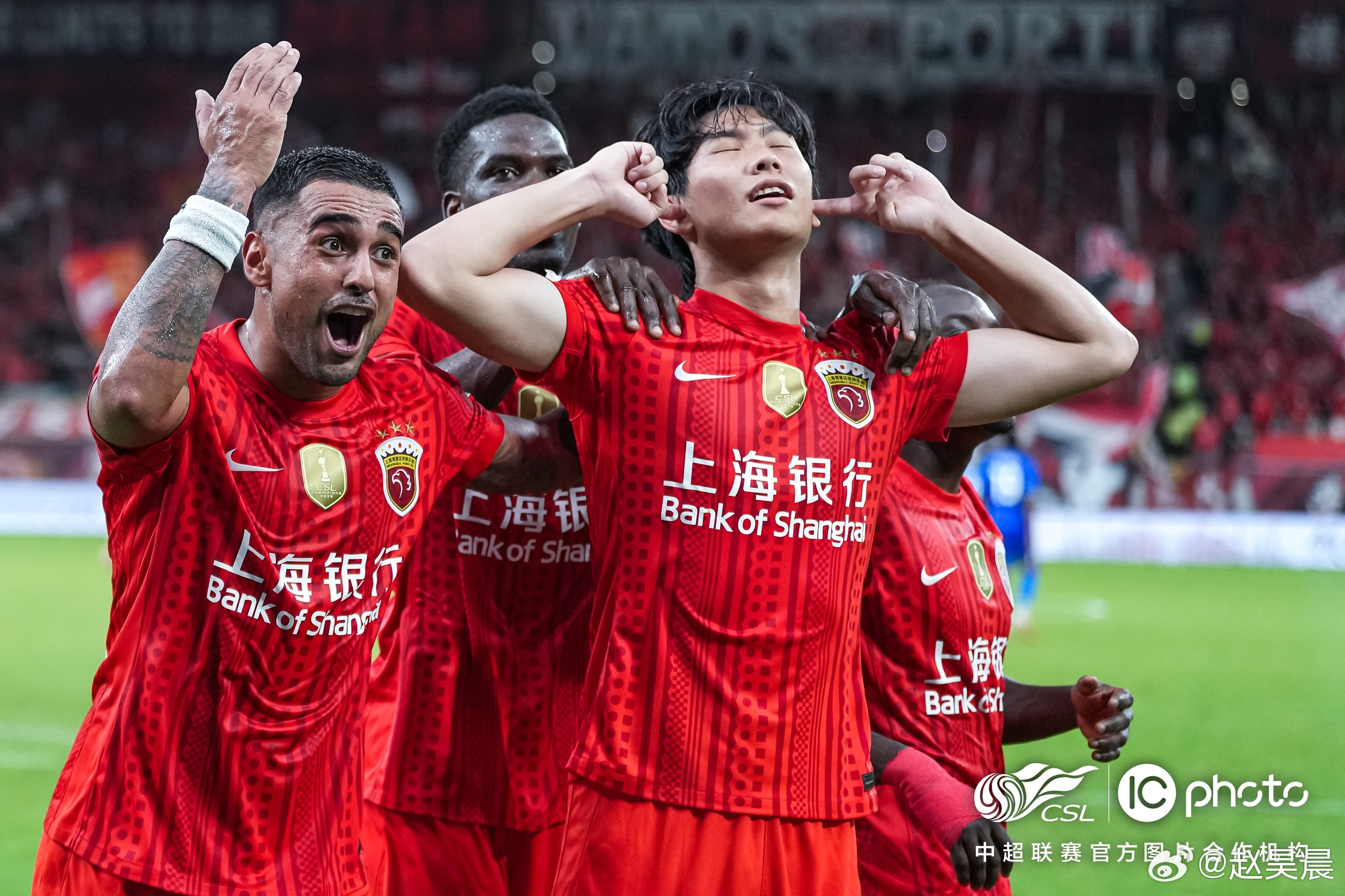 🎙️赛后混采区—李新翔Q： 上一场结束以后你哭了，但这场用进球证明了自己。这个