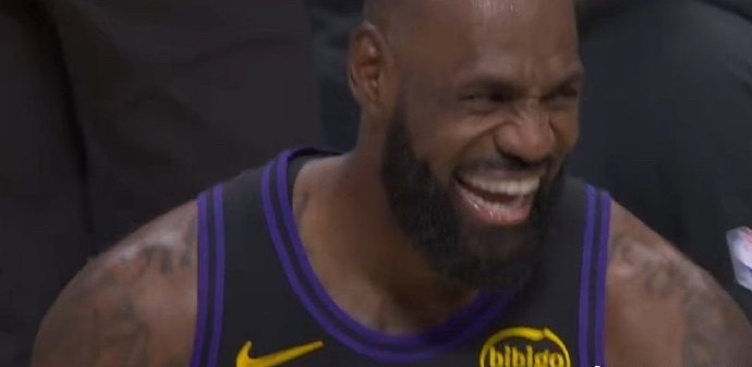 G15vs爵士 天降强援1.第二十三个赛季拉开大幕，对面依然是专业承接各类商演的