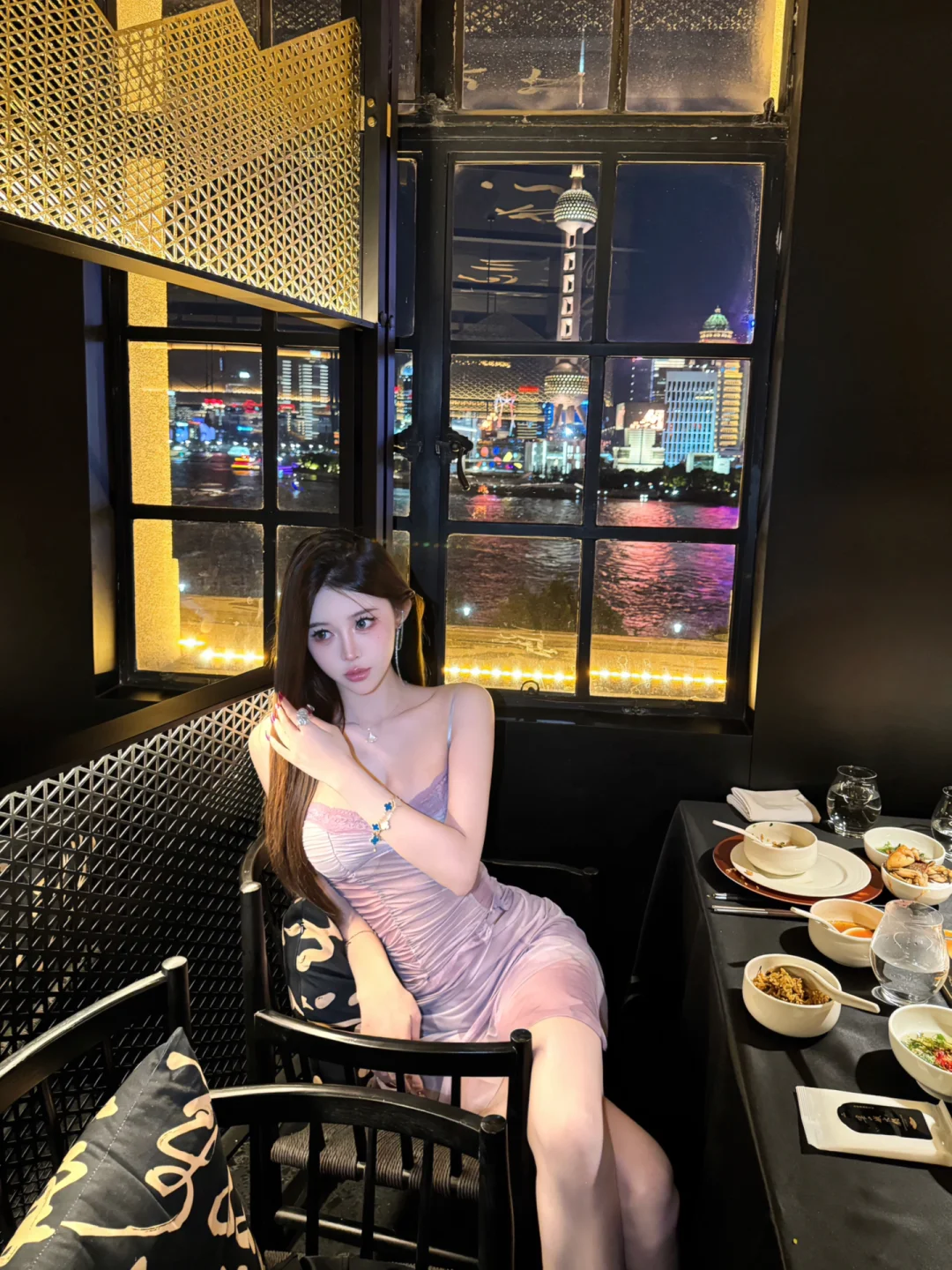 东方明珠观景火锅