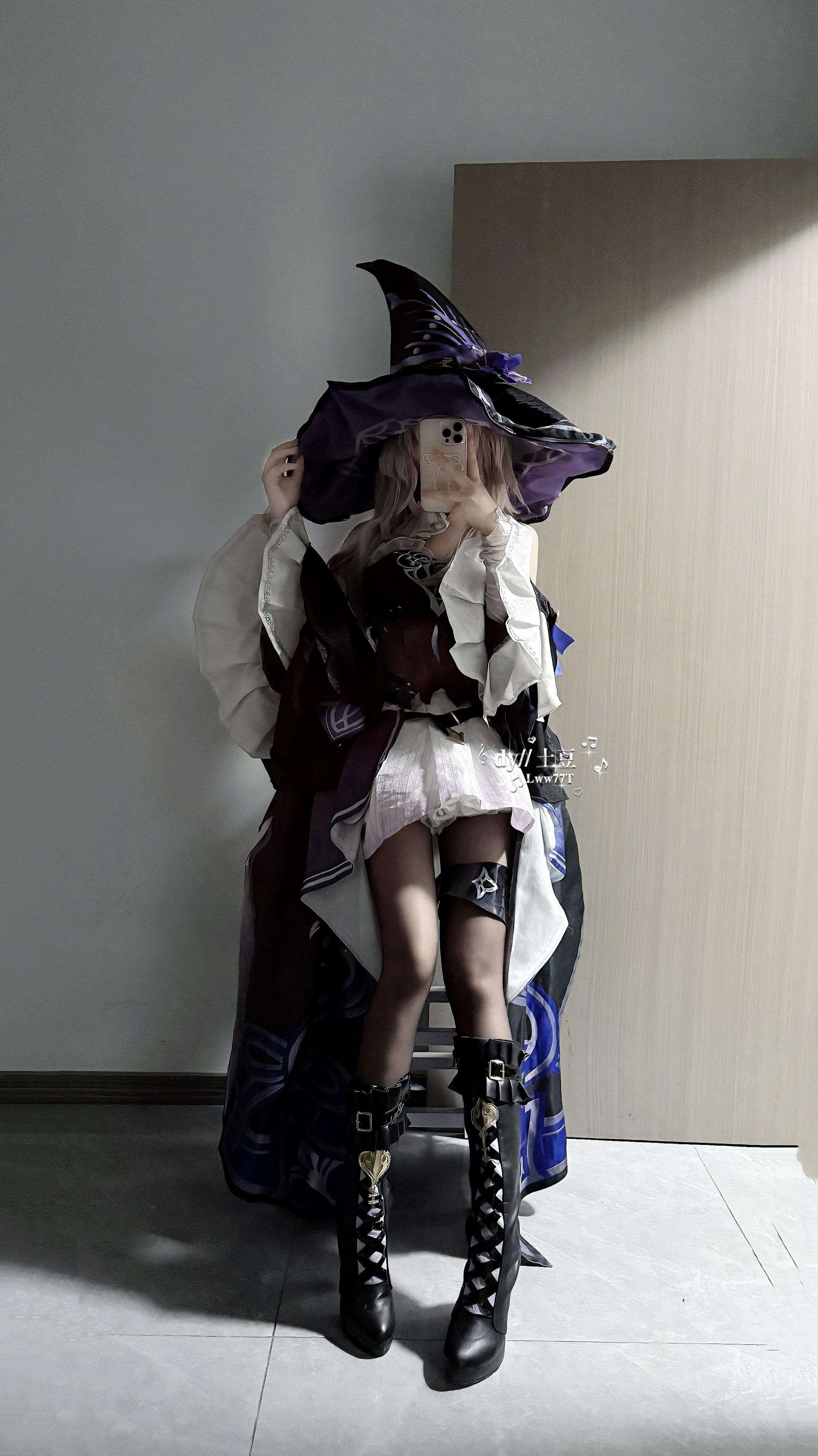 黑塔女士举世无双。