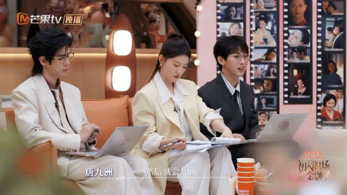 倪虹洁给经纪人养老初入职场金融季把经纪人放进养老计划，资产共享、抱团相伴，倪虹洁