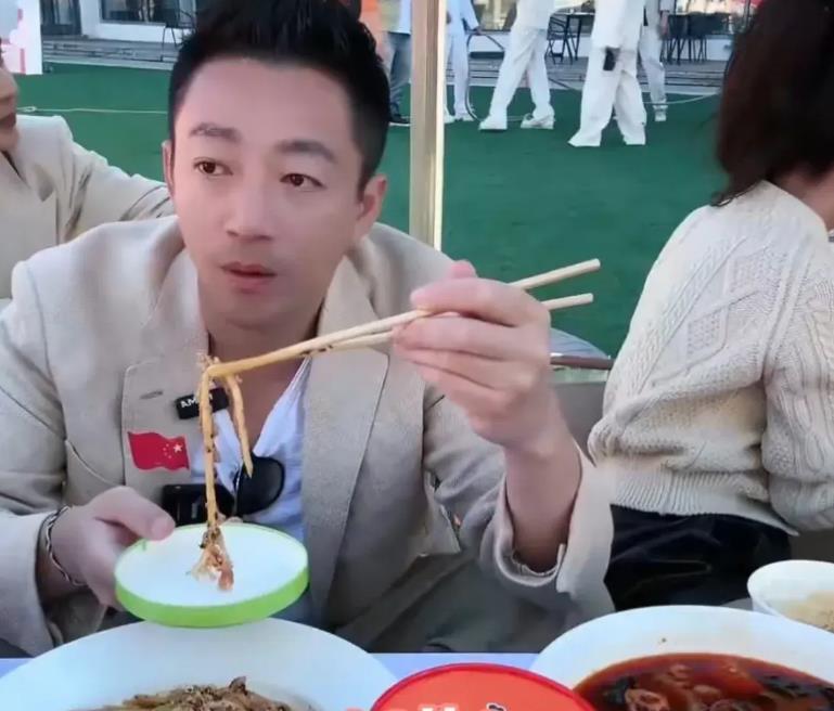 汪小菲是企业家，马筱梅也不差，一点也不是在家里摆的花瓶，她也要开展自己的事业啦！