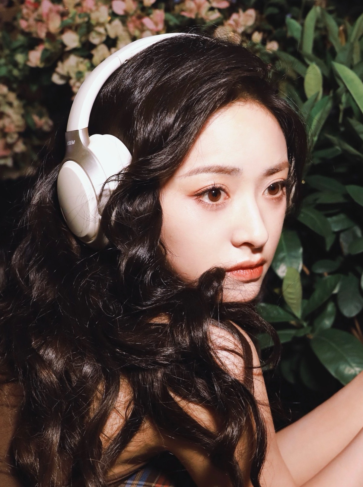 沈月[超话] 🎧你moon好呀 🎧沈月七月的一天 家人们咱们还是说确实比较吃