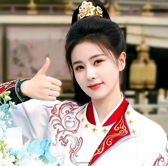 唐宫奇案白鹿演技白鹿在《唐宫奇案之青雾风鸣》里的演技直接封神，把内谒局女官李佩仪