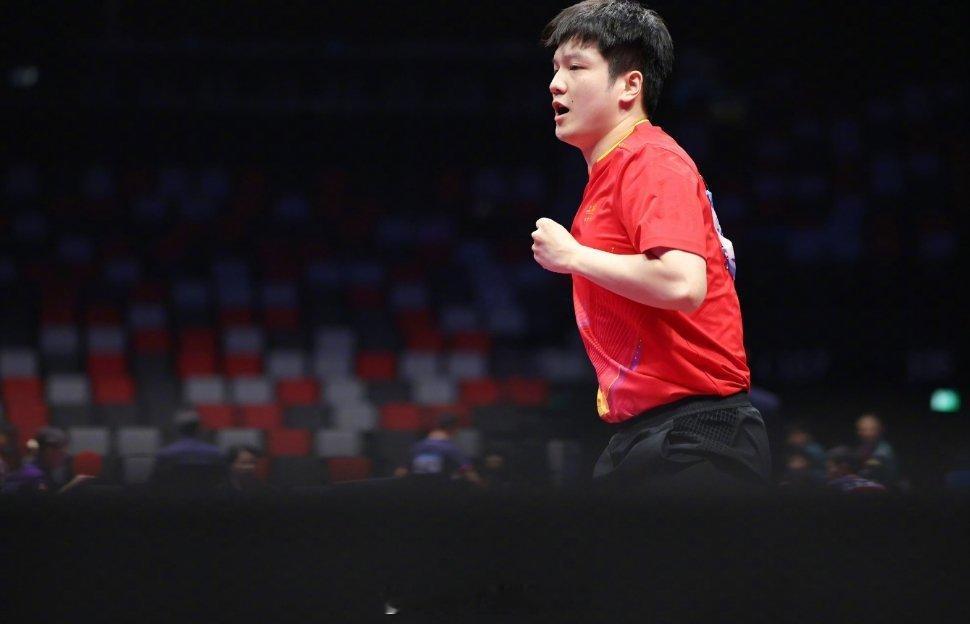 第十五届全运会乒乓球男团1/4决赛河北vs上海第三局，梁靖崑6-11樊振东，大比