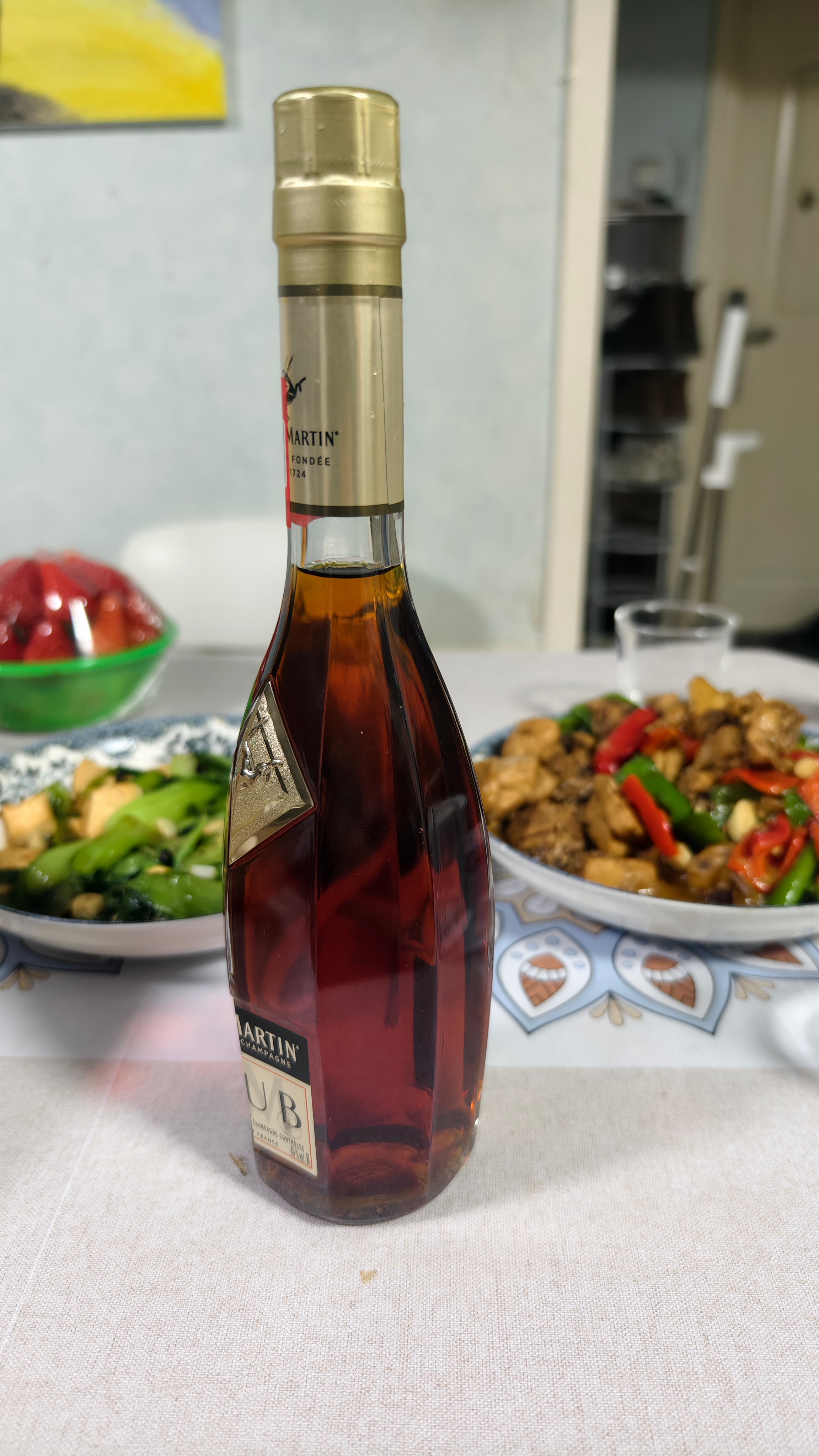 今晚炒鸡，小酌一杯。 