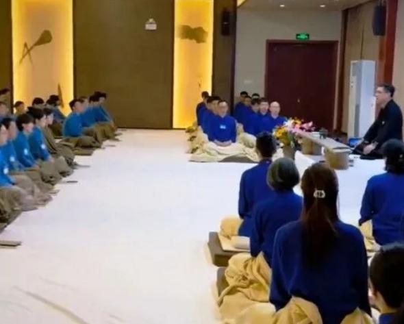 “如是学院”经营者前传销身份证实！花钱外包自己的教育无能，花钱买人替自己“管教孩