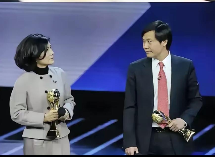 小米被格力呛了！

小米“空调包修十年“的话音未落，格力“先把11万辆车修好再说