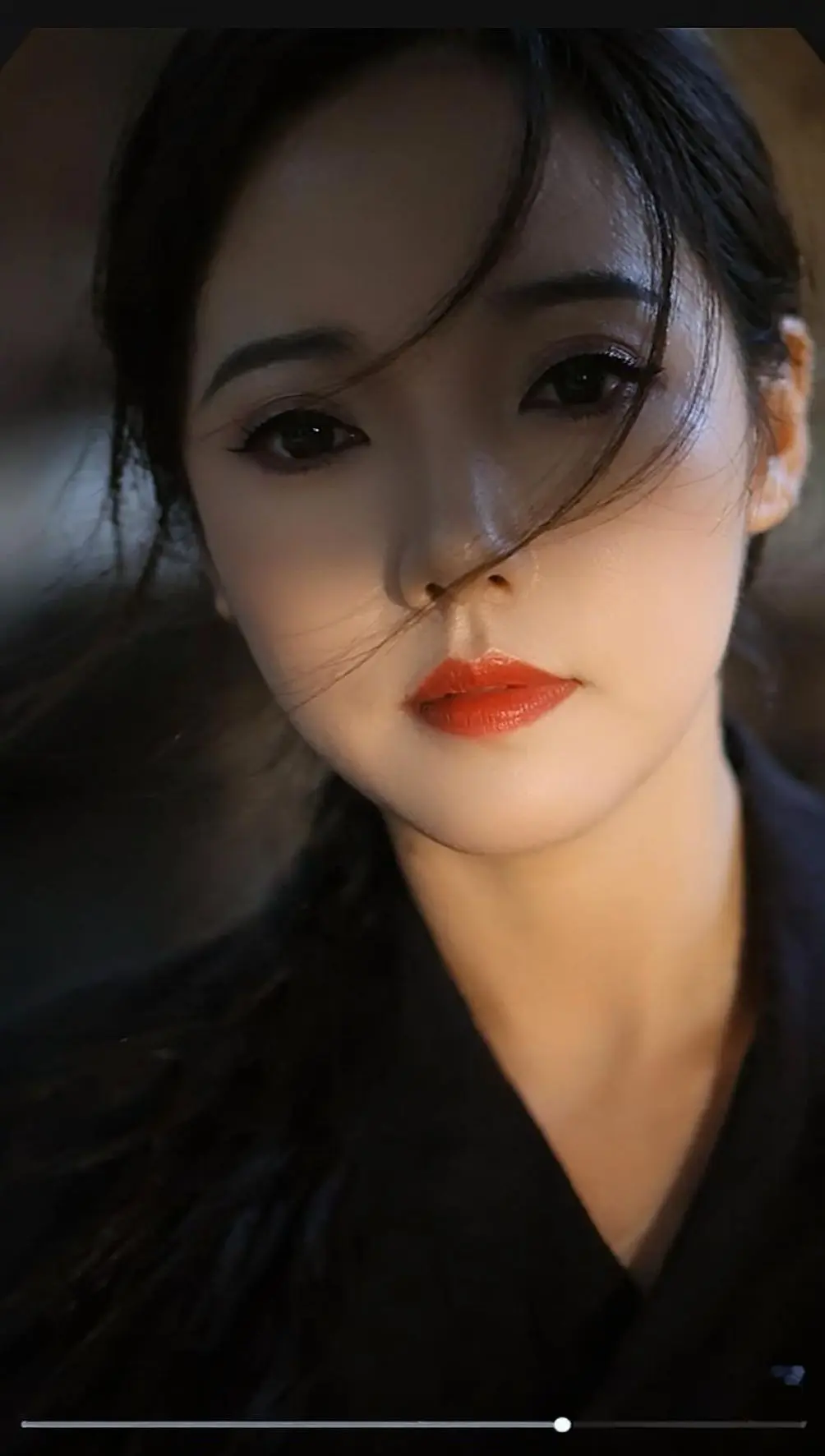 我总是害怕，失去别人，却从没想过世上会有谁，害怕失去我呢，原来，最难受...