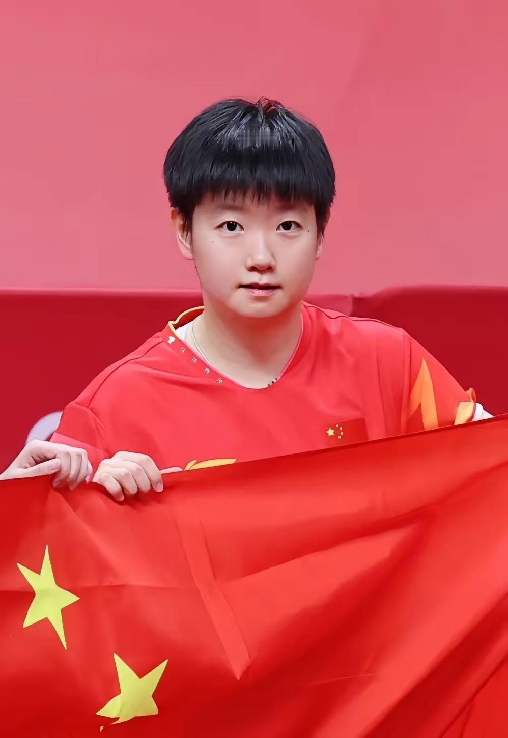 王楚钦、林诗栋因伤退出WTT中国大满贯，但孙颖莎依旧坚持比赛。

其实孙颖莎更需