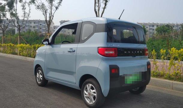 微型代步车集体遇冷微型代步车热度退潮，低价红利时代正式落幕曾经几万块就能拿下的微