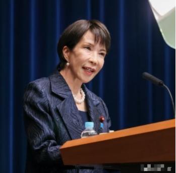 4月26日，日本首相高市早苗发文说：“惊悉特朗普总统在惊险枪击事件后平安无恙，我