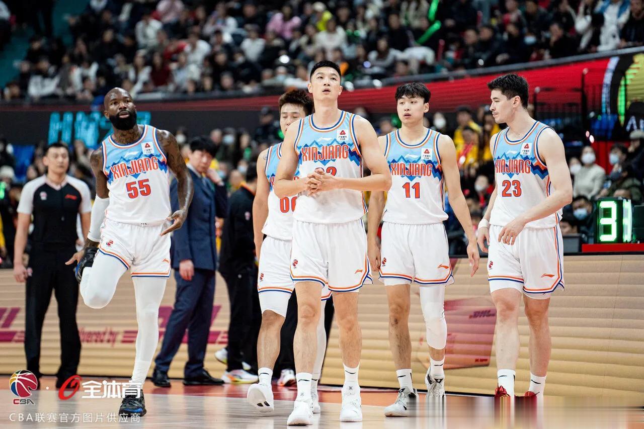 新疆男篮战胜四川男篮，这两点是球队获胜的关键

1、国内球员表现出色
全场比赛齐