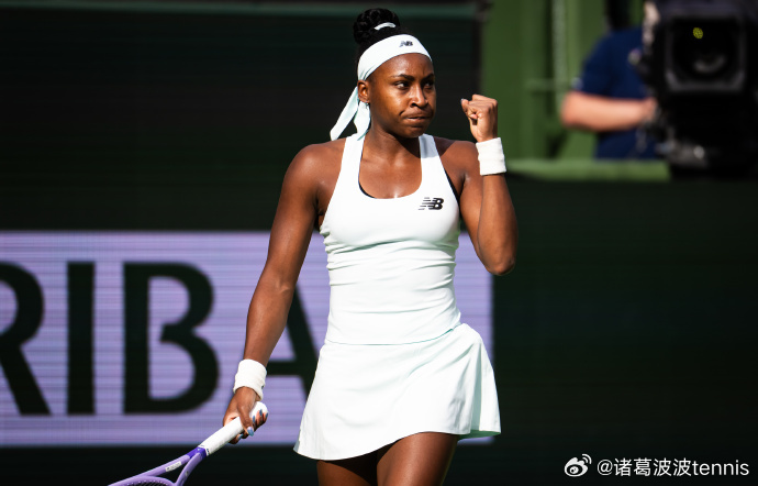 过山车的高芙收获IW开门红👊WTA1000印第安维尔斯，高芙在第2盘遇到转换国