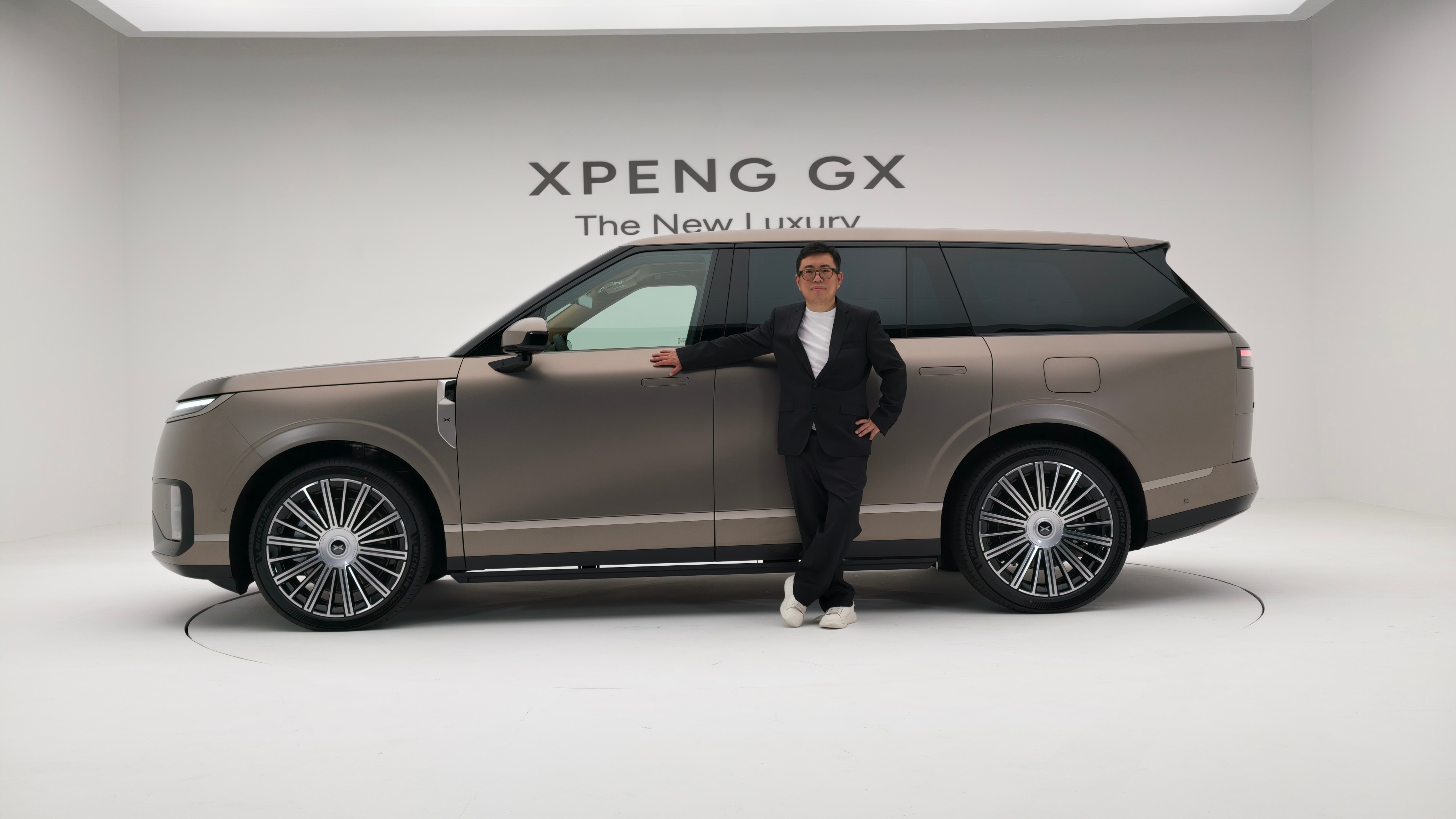 新科技旗舰小鹏GX来了小鹏GX拍完了，太燃了！2个小时真的不够，小鹏GX集合了小