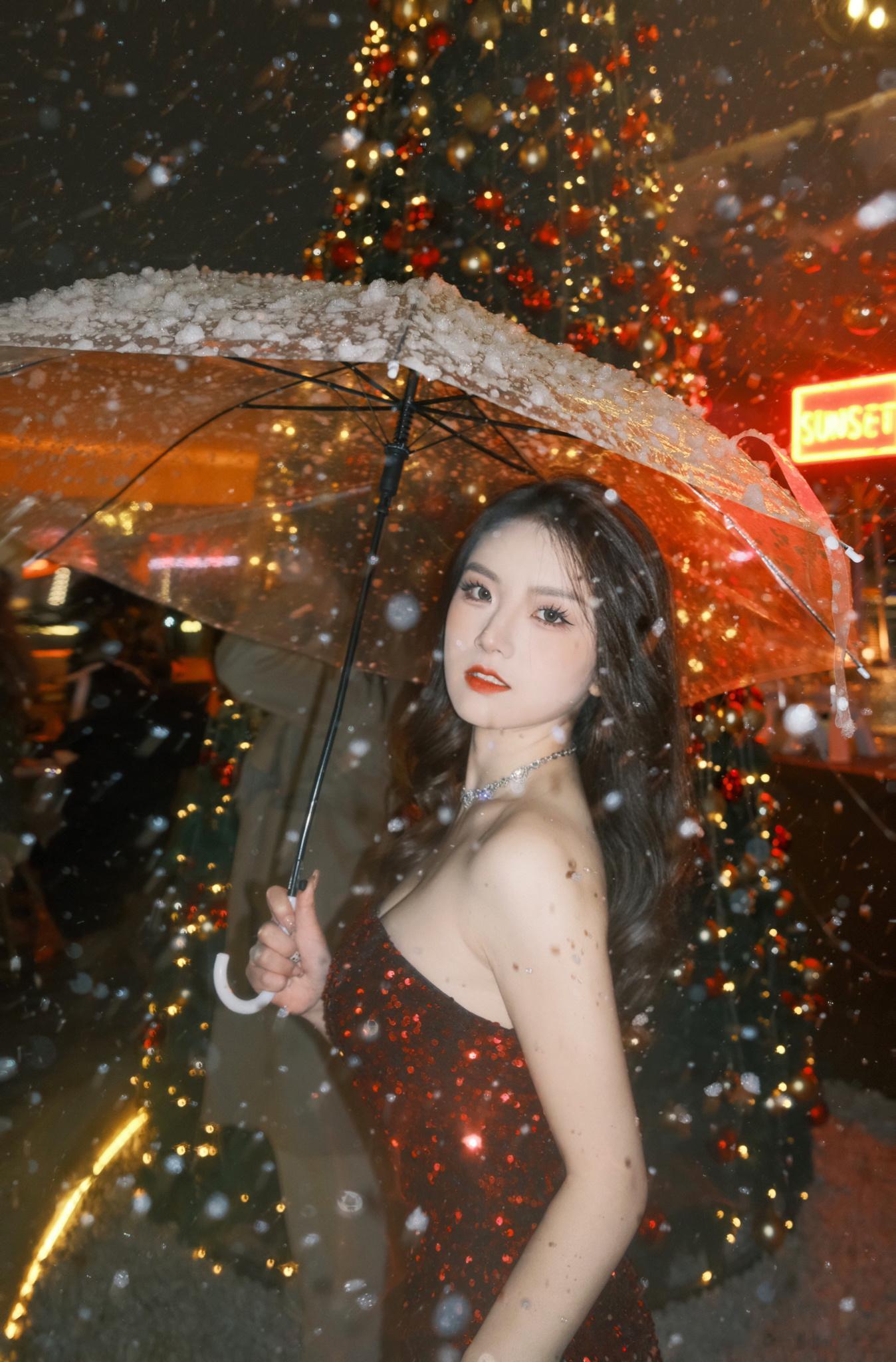 幸福幸福 请降临我手心🎄 ​​​