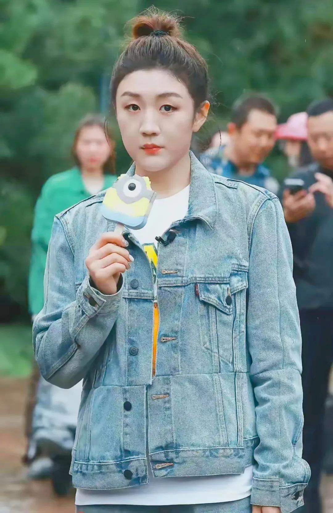 全国人民又被陈梦这造型惊艳到了，真是又萌又可爱，到底是那个眼神不好的，在那说梦梦