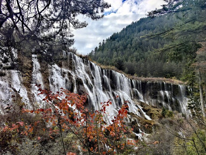 人活在美景这么多的世界里 真是够幸福的 