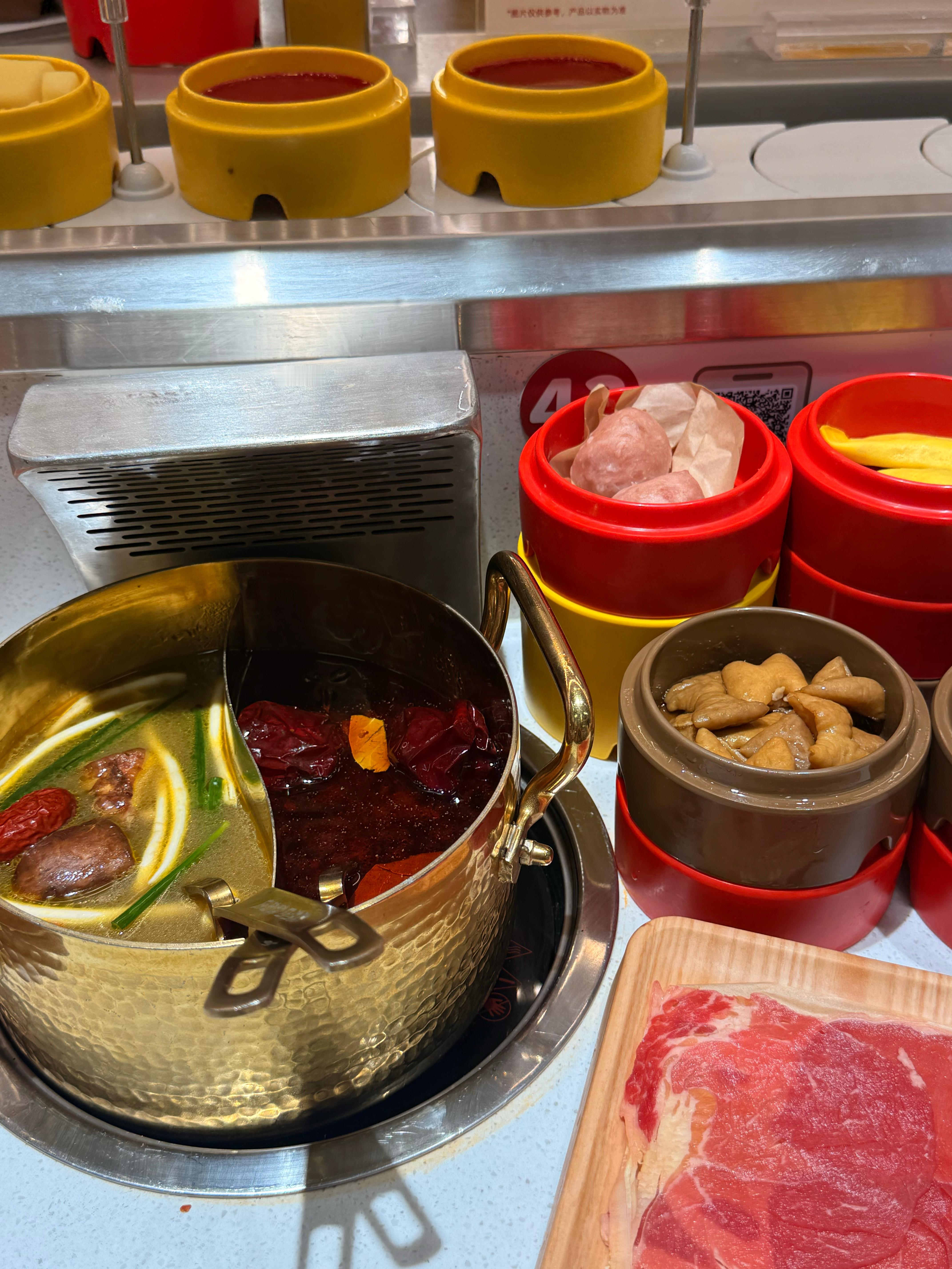 饿死鬼投胎了！今天的第一顿 